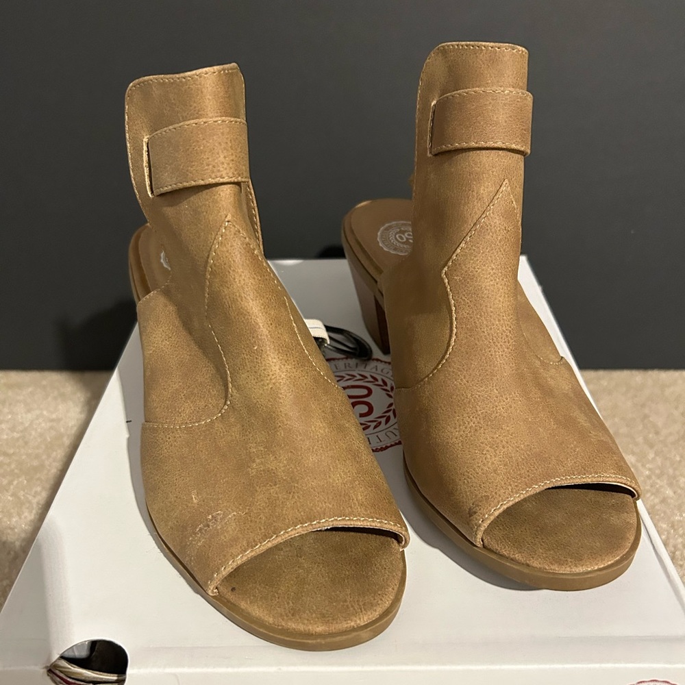 Open toe and heel booties